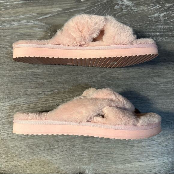 Koolaburra by Ugg Pink Faux Fur Slide Sandal Slippers - Picture 4 of 7